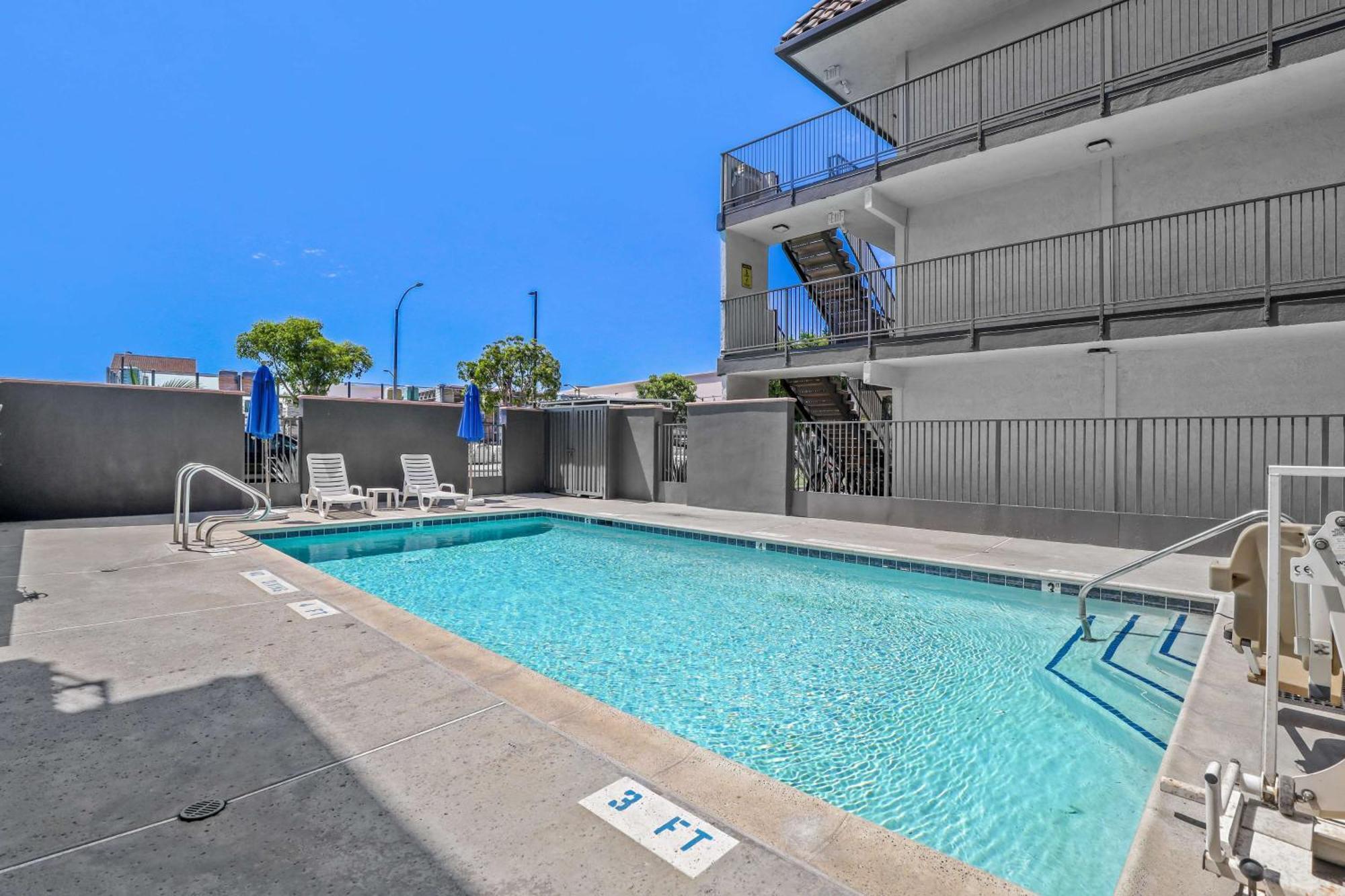Motel 6-Escondido, Ca Kültér fotó